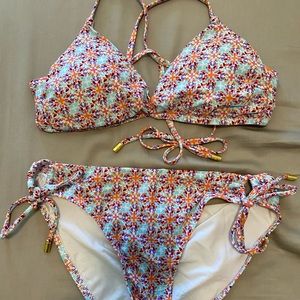 Swim suit